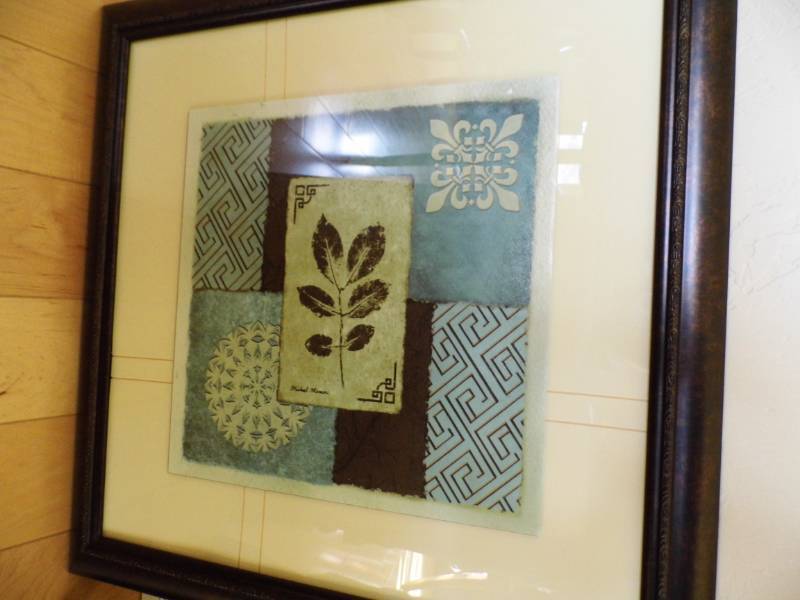 lot 80 image: 2 Piece Art