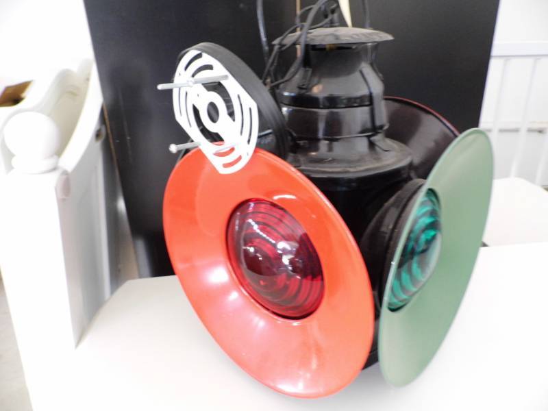 lot 167 image: Rail Road Lantern