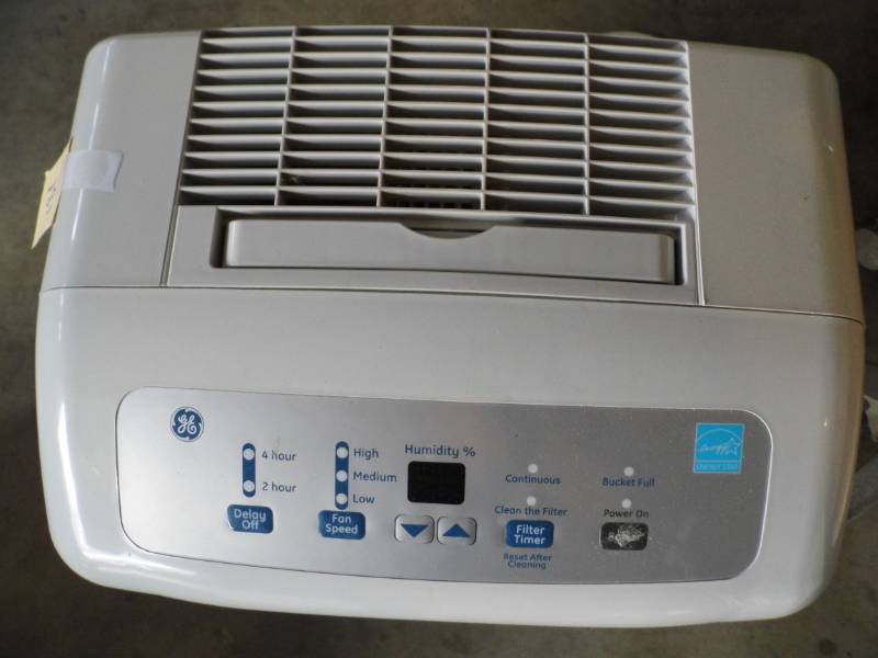 lot 181 image: GE Dehumidifier