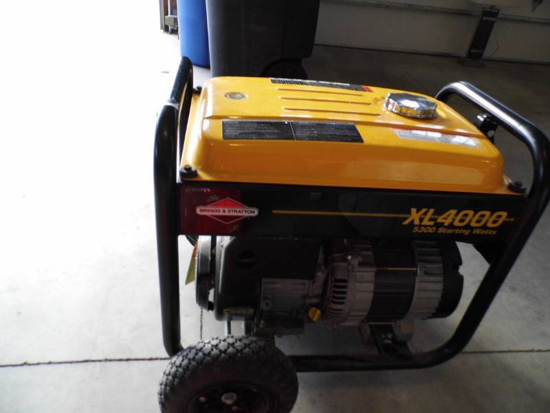 lot 189 image: Briggs & Stratton Engine Generator