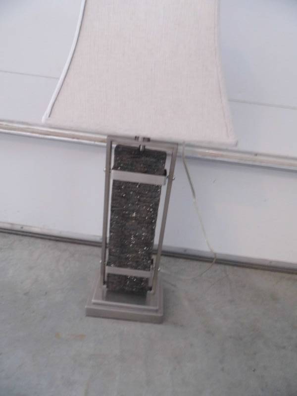 lot 192 image: Lamp w Shade