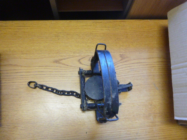 lot 53 image: Hunting Animal Traps
