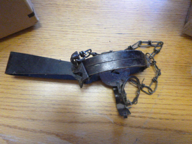lot 63 image: Hunting Animal Traps