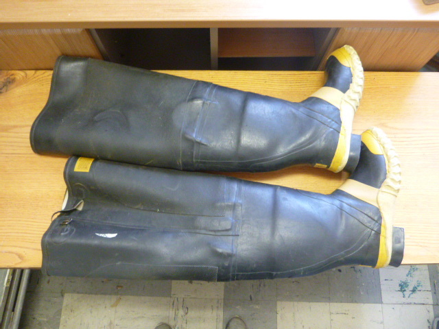 lot 96 image: Rubber Boots