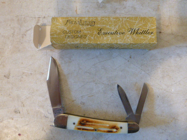lot 118 image: Collectors Knife