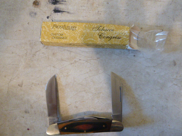 lot 120 image: Collectors Knife