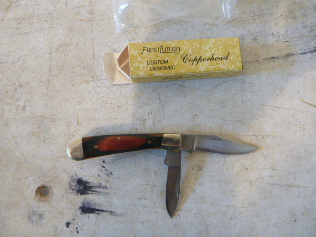 lot 125 image: Collectors Knife