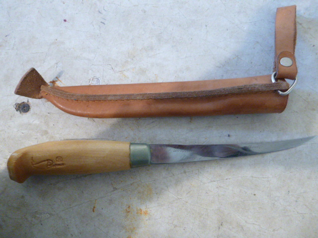 lot 127 image: Fish Fillet Knife