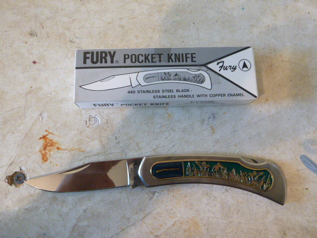 lot 150 image: Fury Pocket Knife