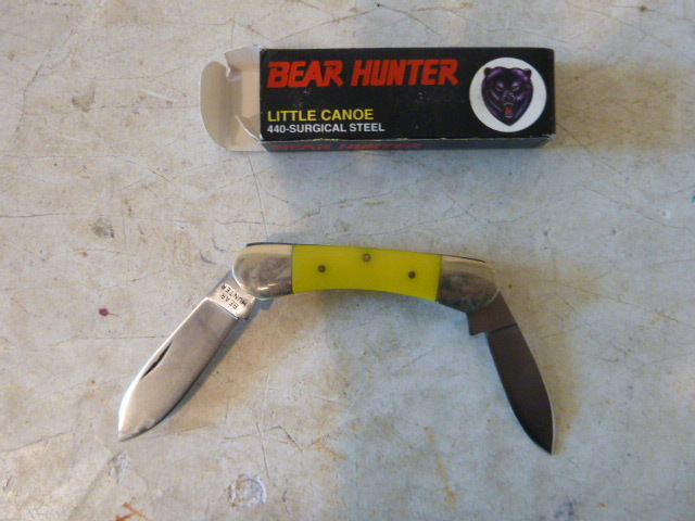 lot 155 image: Bear Hunter Knife