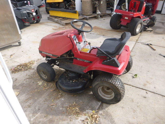 lot 3 image: Dynamark Riding Lawn Mower