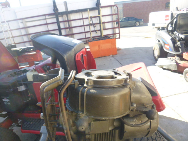 lot 77 image: Sea King 3.5 HP Boat Motor