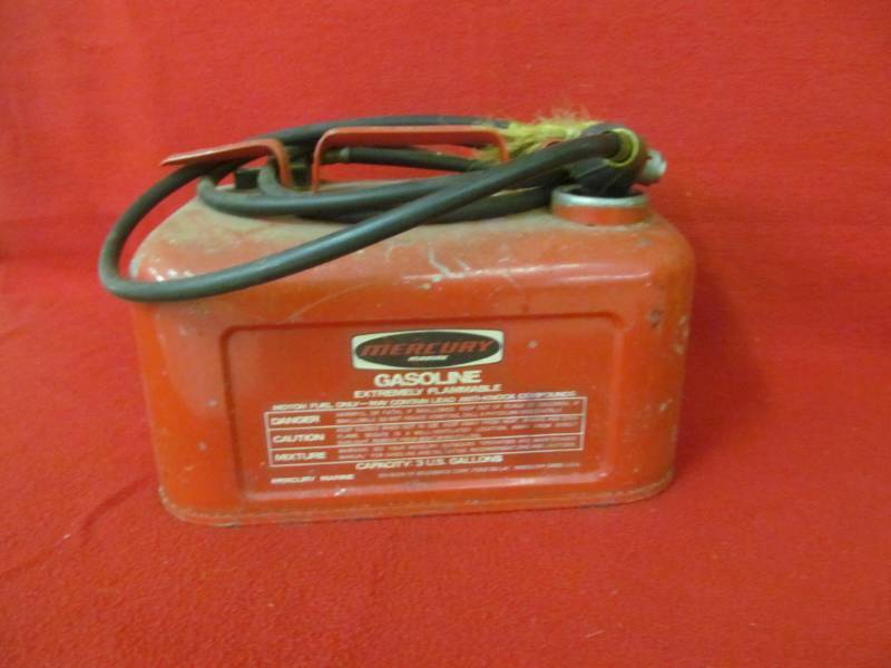 lot 1 image: 3 gal Mercury boat gas can