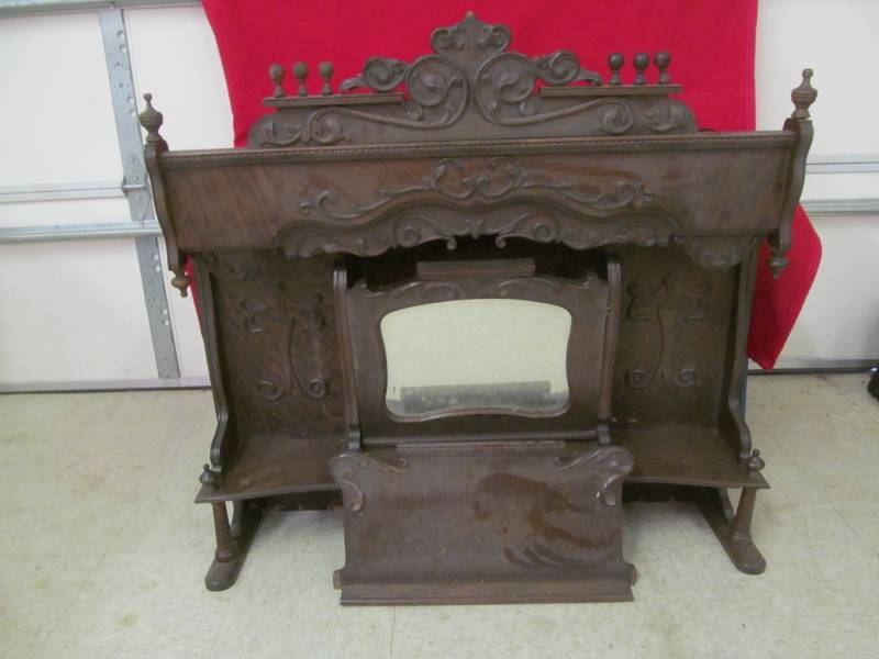 lot 12 image: Vintage organpiano topper