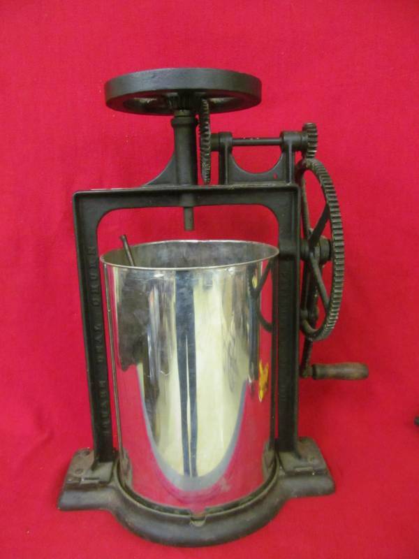 lot 78 image: Square deal churn patented 1911, 26 tall