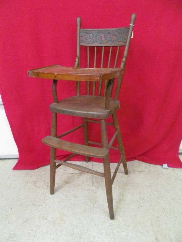 lot 81 image: Late 1900 century wood high chair
