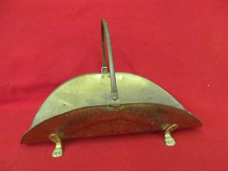 lot 103 image: log holder