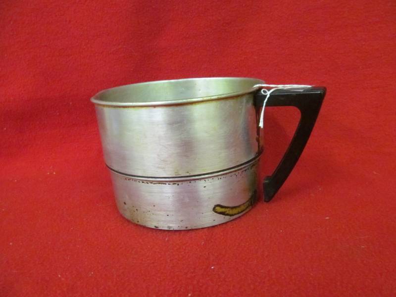 lot 113 image: Portable pot