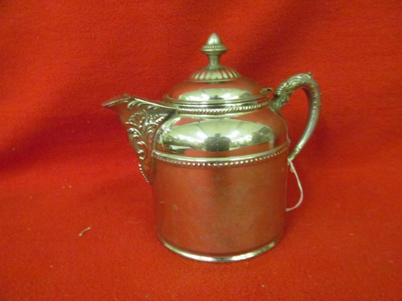 lot 122 image: Rochester stamping works NY tea kettle