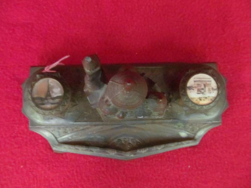 lot 136 image: Inkwell Souvenir of France