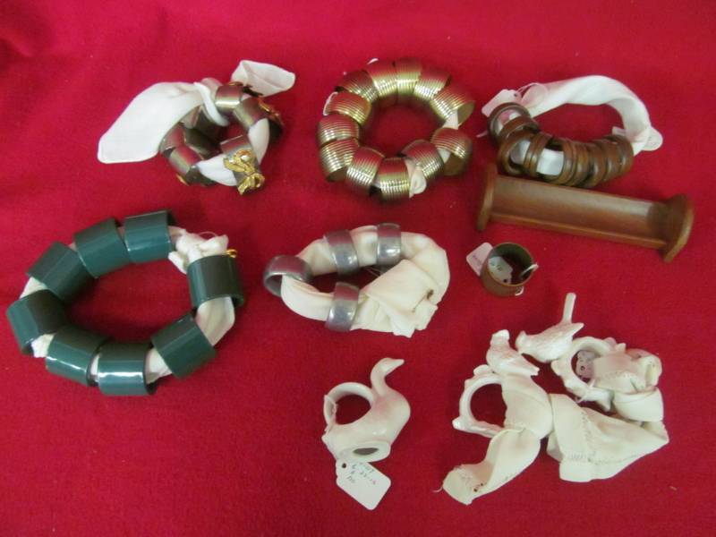 lot 151 image: Variety of napkin rings