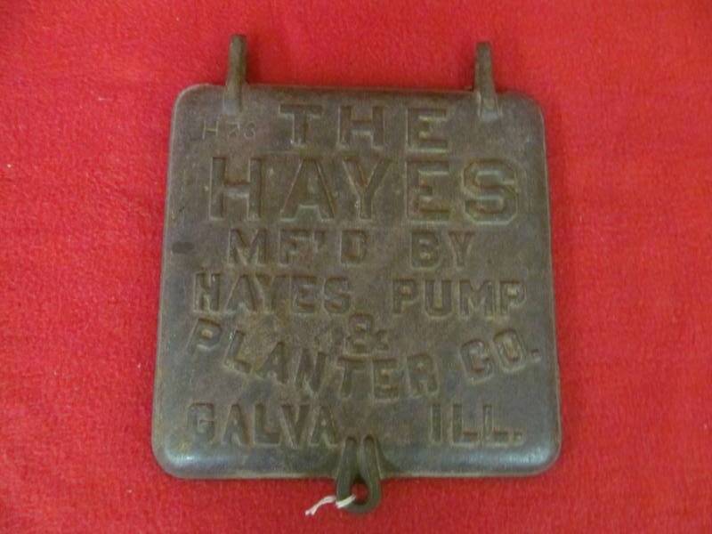 lot 185 image: Cast iron Corn Planter lid, Hayes Pump