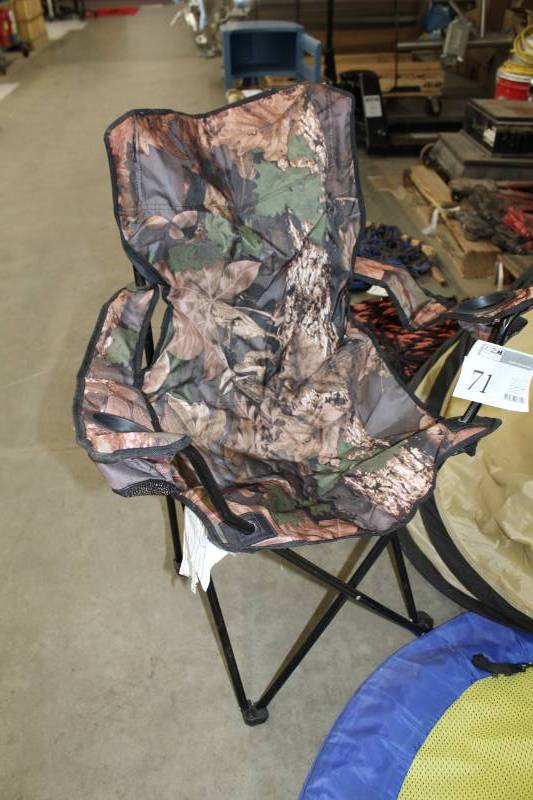 Folding Yard Chair w Bag