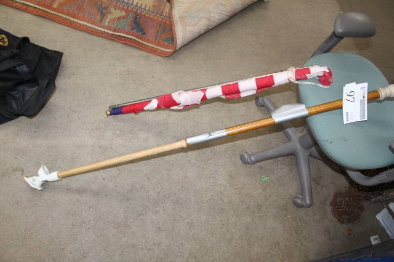 Flag Pole w American Flag