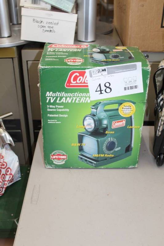 Coleman Multifunctional TV Lantern