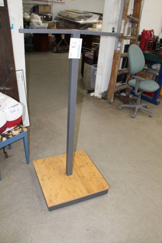 Rolling Clothes Rack