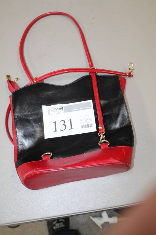 Hera Pelle Womens Purse