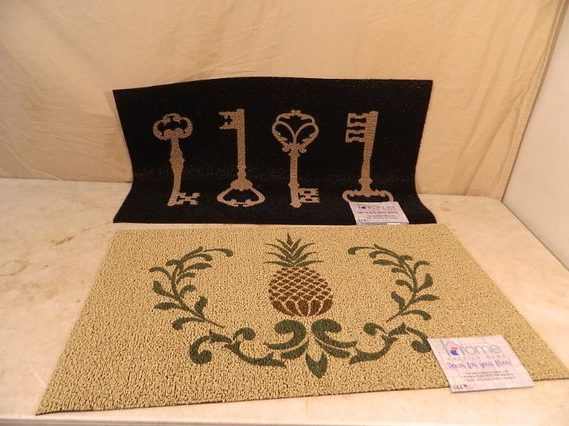 lot 28 image: 2 New Indoor Outdoor Rugs