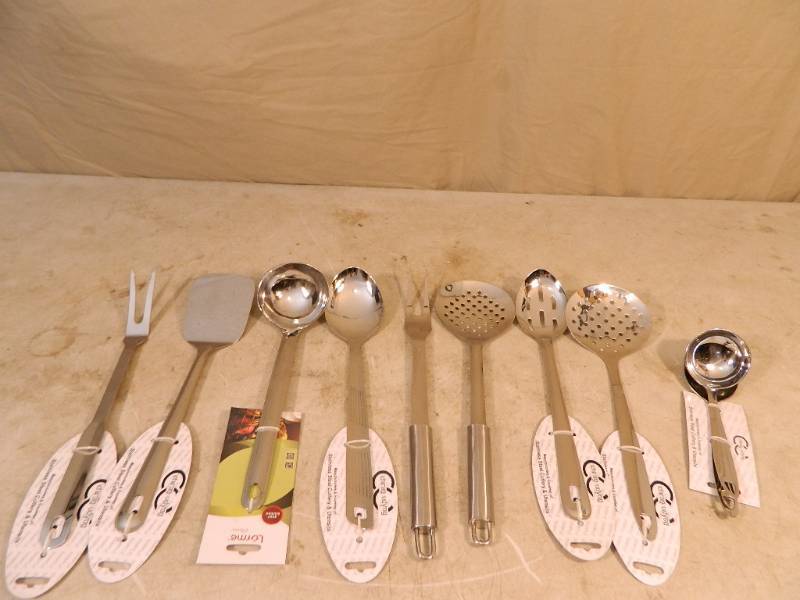 lot 54 image: 10 New SS Kitchen Utensils
