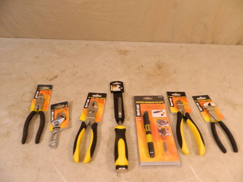 lot 59 image: New Hurricane Tools