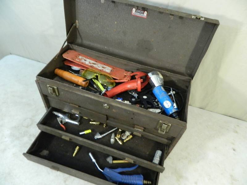 lot 93 image: Kennedy Toolbox with Tools