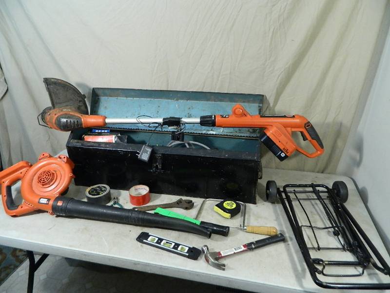 lot 109 image: Lawn Tools, Toolbox, Hand Tools, Etc