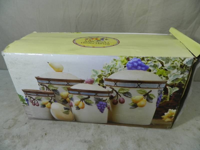 lot 110 image: New 4 Pc Mikasa Canister Set