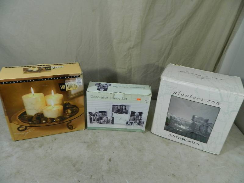 lot 115 image: 3 New Household Items