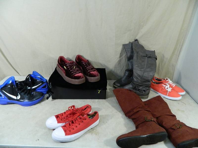 lot 130 image: Gently Preowned Shoes