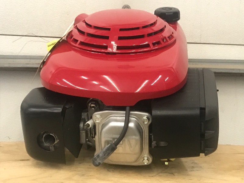 lot 6 image: Honda GXV-140 Gas Engine