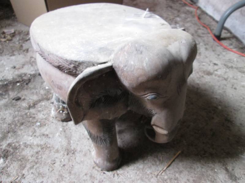 lot 10 image: Wood elephant stool approx,12 inche...
