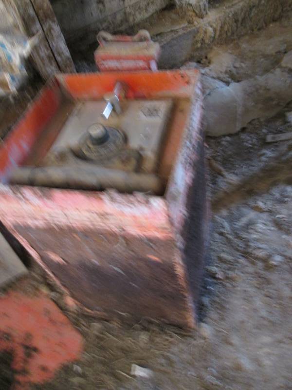 lot 23 image: Vintage cash drop safe- combination...