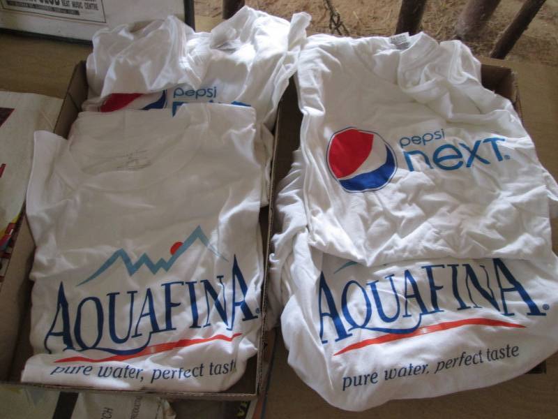 lot 31 image: Lot of pepsi and aquafina t-shirts ...