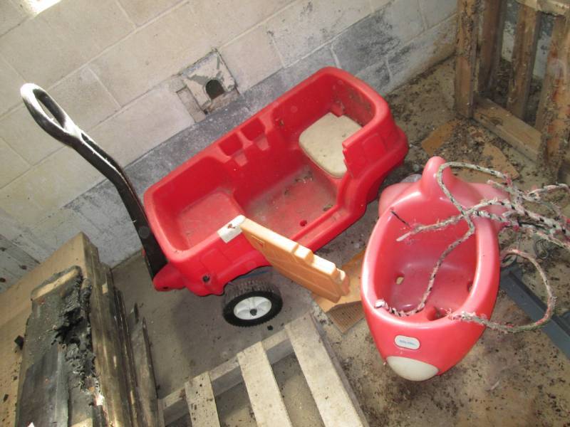 lot 62 image: Plastic wagon and baby swing...