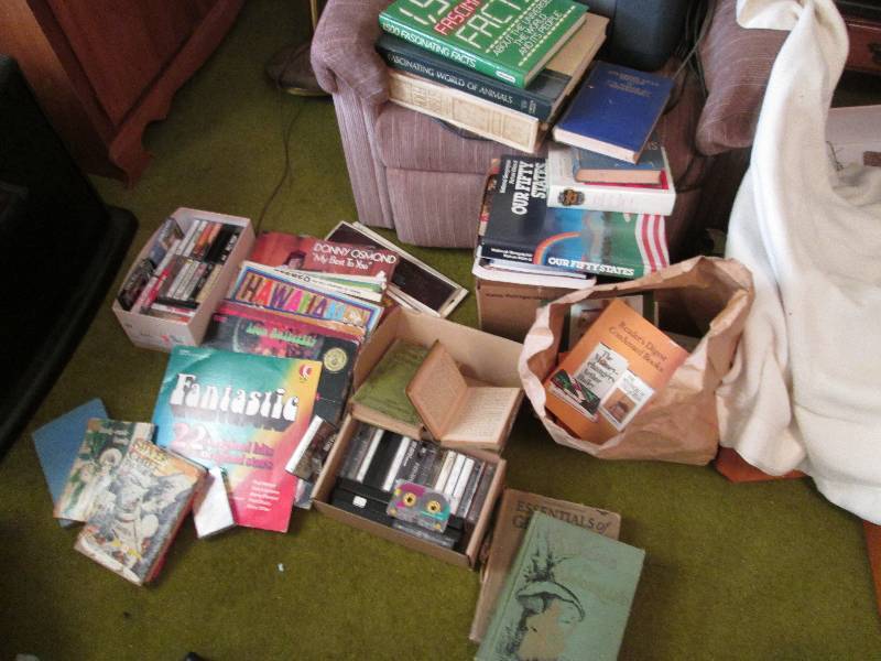 lot 112 image: Vinyl records, tapes and vintage bo...