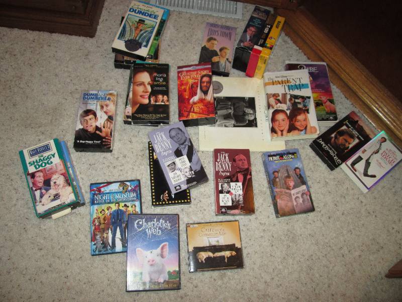 lot 209 image: Lot of assorted movies- VHS and DVD...