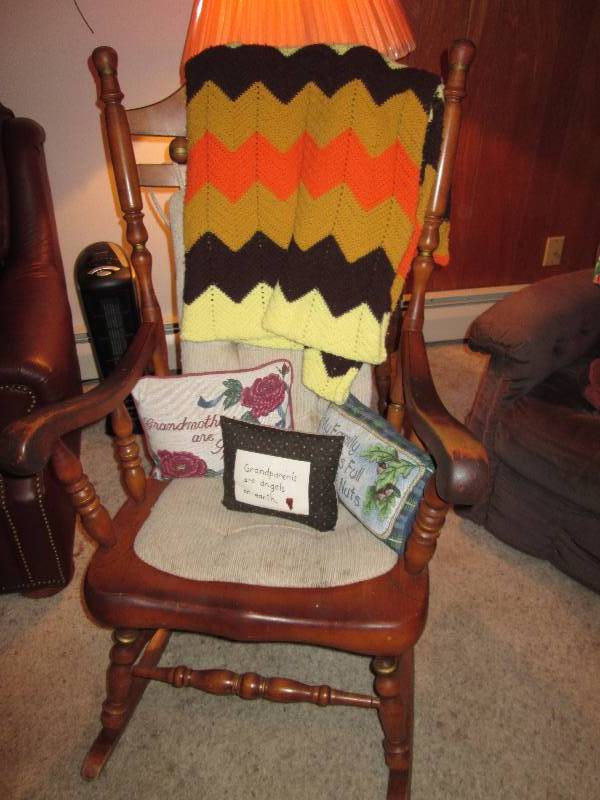 lot 215 image: Grandmas rocking chair...