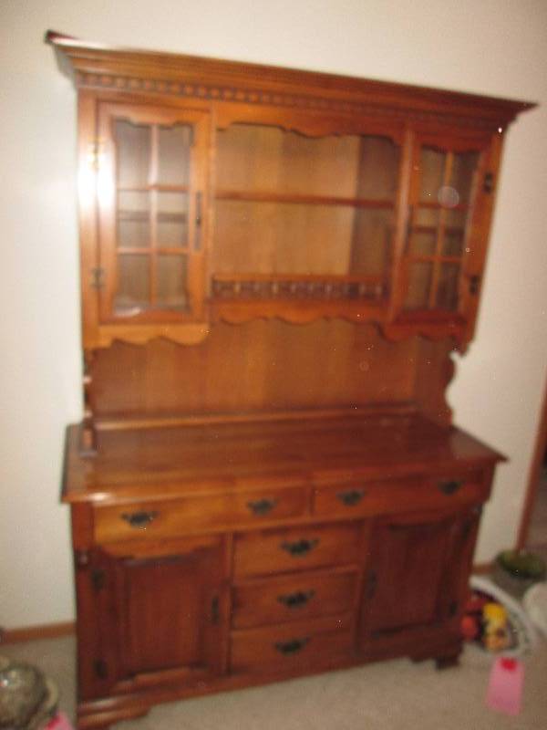 lot 278 image: Wooden Buffet...