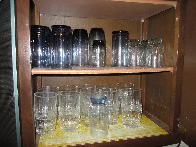 lot 300 image: Varietey of Drinking glasses...