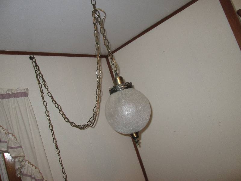 lot 336 image: Hanging lamp ...